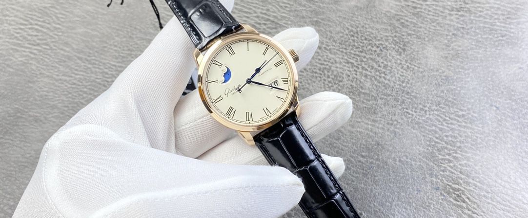  Video analysis glashuette original原创议员月相 top  Replica Copy 100-04-05-12-30，1-36-04-01-02-61，1-36-24-02-05-62 / GLA070