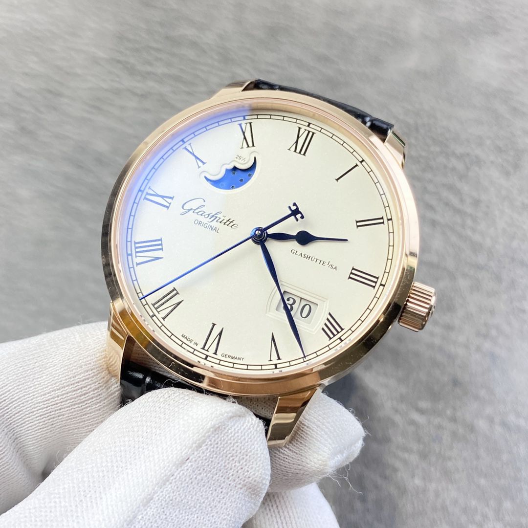  Video analysis glashuette original原创议员月相 top  Replica Copy 100-04-05-12-30，1-36-04-01-02-61，1-36-24-02-05-62 / GLA070