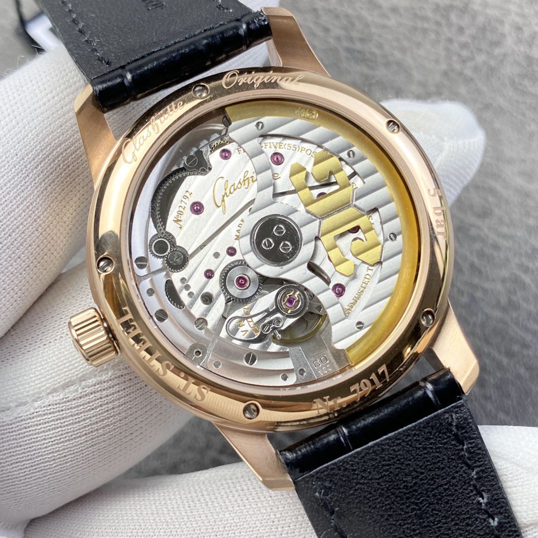  Video analysis glashuette original原创议员月相 top  Replica Copy 100-04-05-12-30，1-36-04-01-02-61，1-36-24-02-05-62 / GLA070