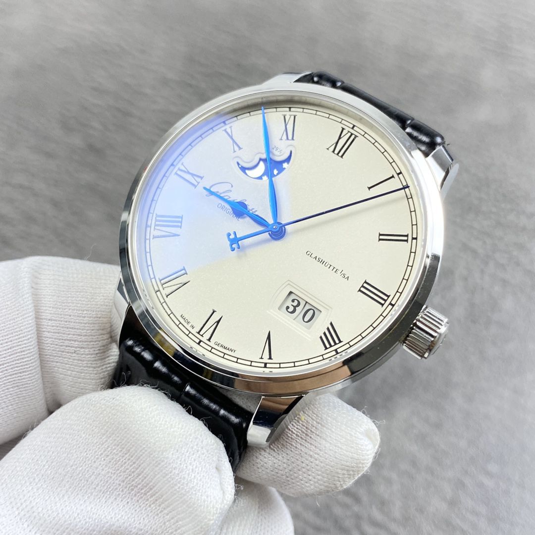  Video analysis glashuette original原创议员月相 top  Replica Copy 100-04-05-12-30，1-36-04-01-02-61，1-36-24-02-05-62 / GLA070