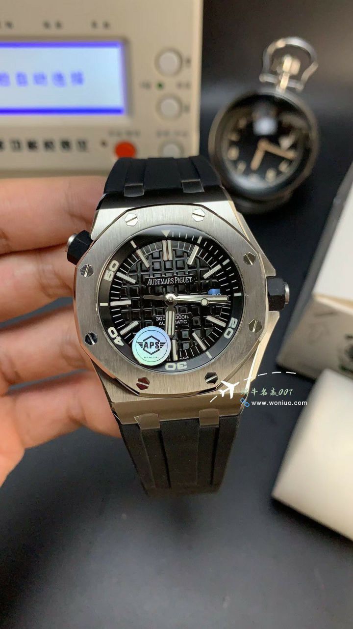 APS top  Replica Copy Audemars Piguet  Royal Oak Offshore 系列15703ST.OO.D002CA.01 wrist watches  / AP272