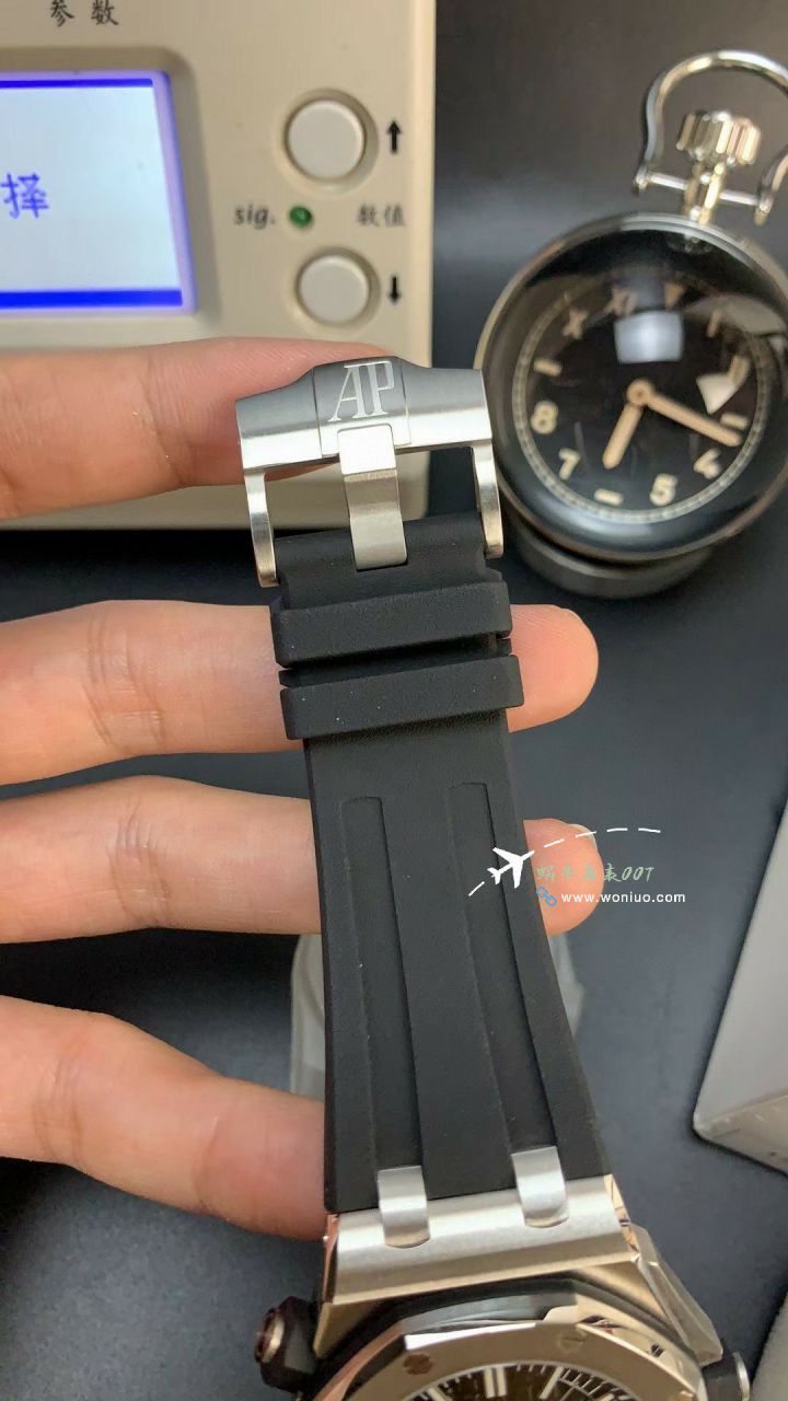 APS top  Replica Copy Audemars Piguet  Royal Oak Offshore 系列15703ST.OO.D002CA.01 wrist watches  / AP272