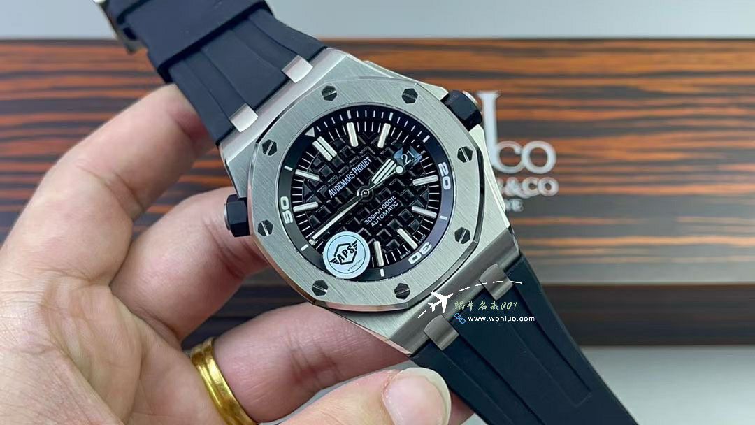APS top  Replica Copy Audemars Piguet  Royal Oak Offshore 系列15703ST.OO.D002CA.01 wrist watches  / AP272