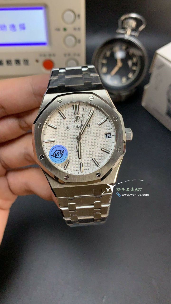 APS Replica Copy Audemars Piguet 皇家橡树系列15500ST.OO.1220ST.04 wrist watches  / AP273