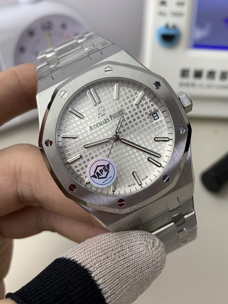 APS Replica Copy Audemars Piguet 皇家橡树系列15500ST.OO.1220ST.04 wrist watches  / AP273