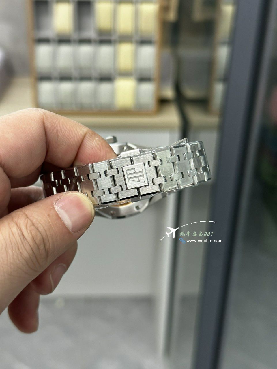 APSAudemars Piguet 皇家橡树 Replica Copy  wrist watches 15451ST.ZZ.1256ST.03，15451ST. ZZ.1256ST.01，15451ST.ZZ.D011CR.01，15451ST.ZZ.1256ST.02 / AP276
