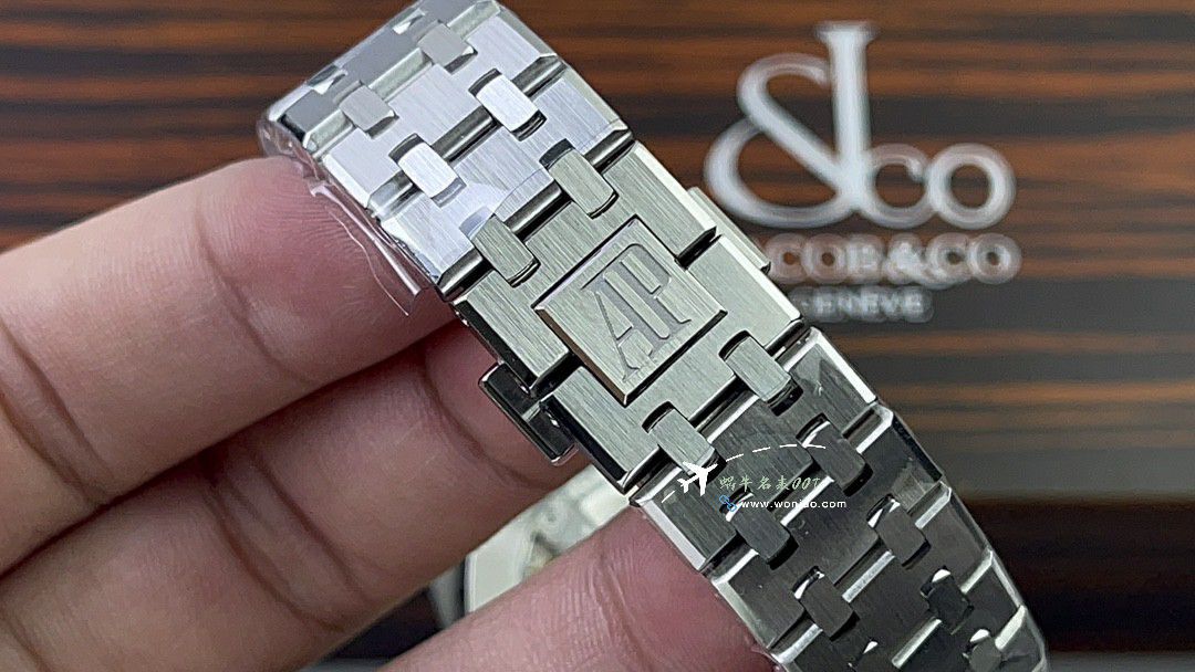APSAudemars Piguet 皇家橡树 Replica Copy  wrist watches 15451ST.ZZ.1256ST.03，15451ST. ZZ.1256ST.01，15451ST.ZZ.D011CR.01，15451ST.ZZ.1256ST.02 / AP276