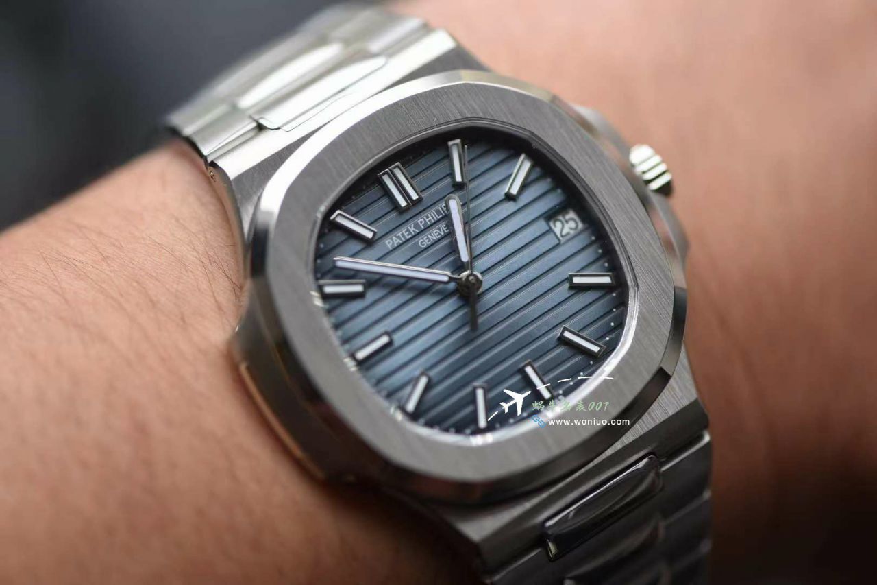  Video analysis 3K一体机 PATEK PHILIPPE 运动优雅 Nautilus  Replica Copy 5711/1A 010 wrist watches  / bd393