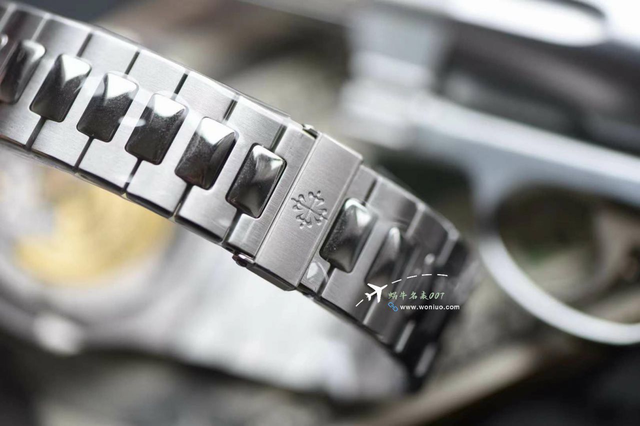  Video analysis 3K一体机 PATEK PHILIPPE 运动优雅 Nautilus  Replica Copy 5711/1A 010 wrist watches  / bd393