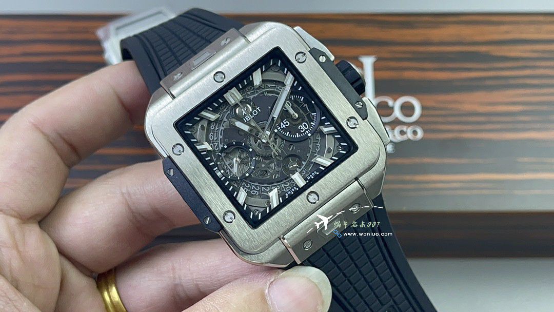 BBF hublot SQUARE BANG UNICO方形 Perfect  Replica Copy 表821.OX.0180.RX，821.OM.0180.RX，821.NM.0170.RX，821.NX.0170.RX / YB131