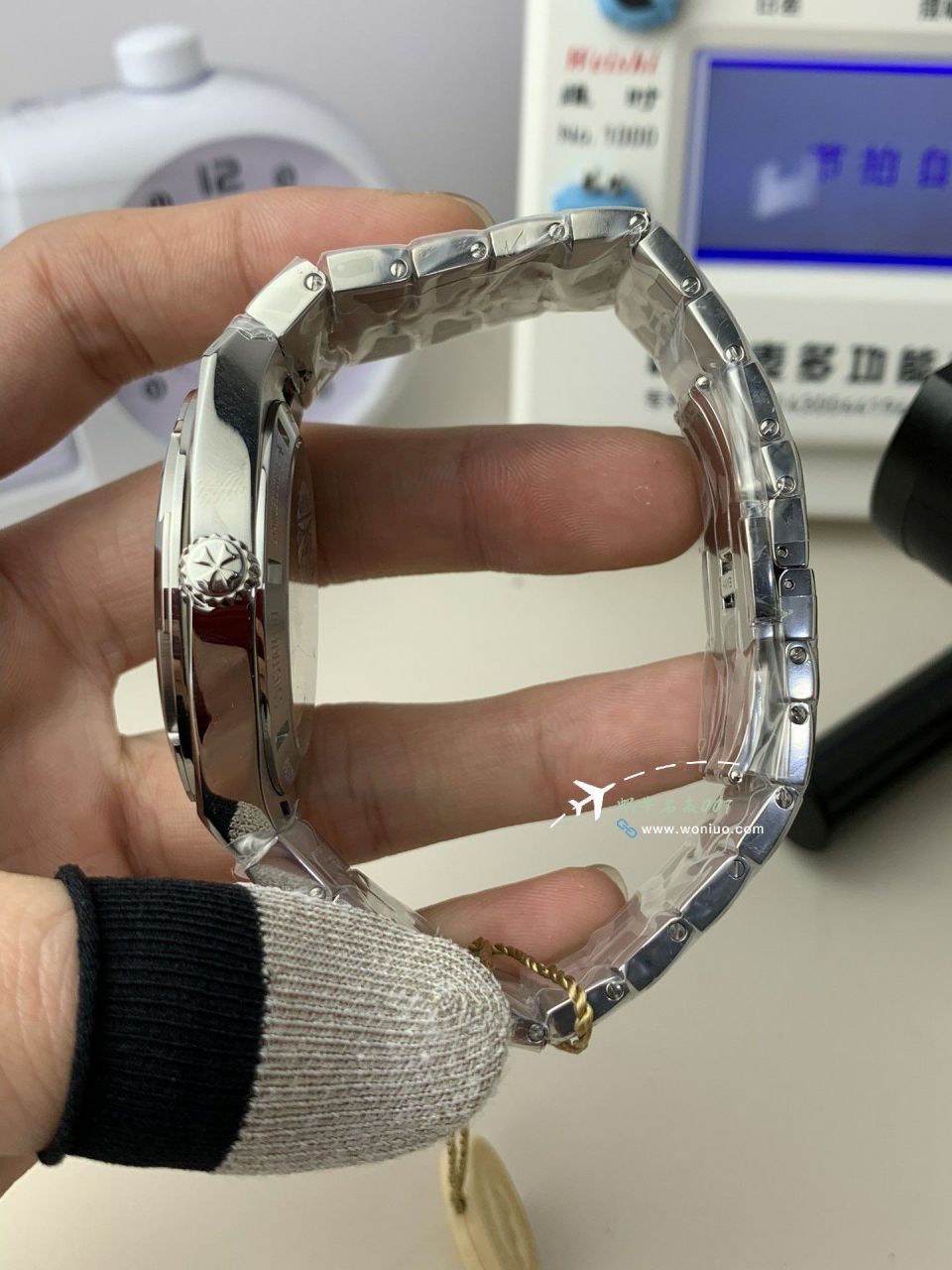 PPF Vacheron Constantin   Overseas 钢王 Perfect  Replica Copy 4520V/210A-B126 wrist watches  / JS263