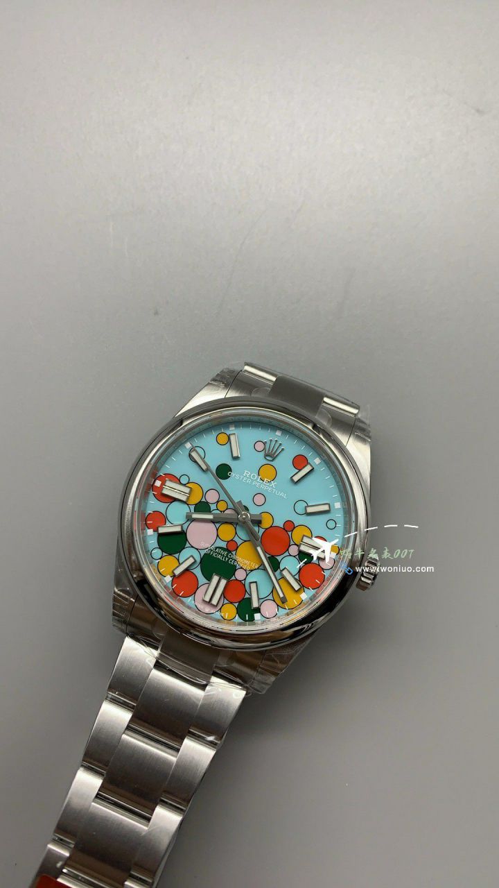 VS Rolex  oyster perpetual 动41毫米m124300-0008 Perfect  Replica Copy 气球泡泡 Watches  / R858