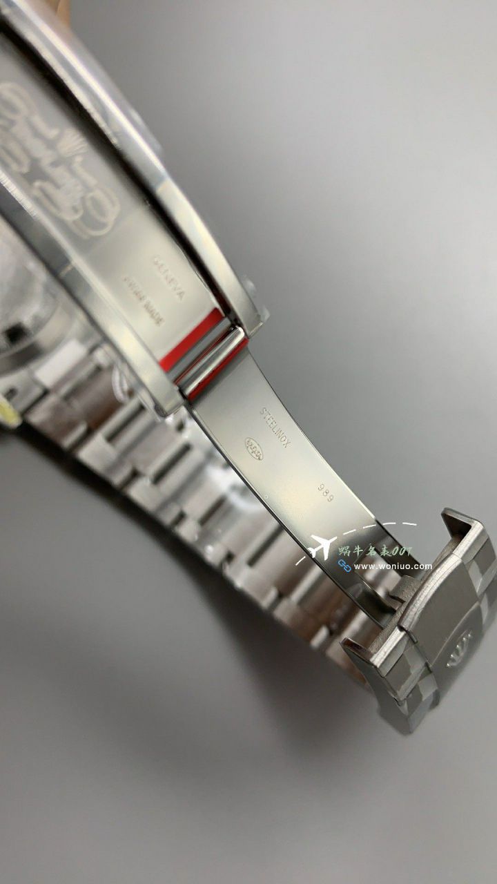 VS Rolex  oyster perpetual 动41毫米m124300-0008 Perfect  Replica Copy 气球泡泡 Watches  / R858