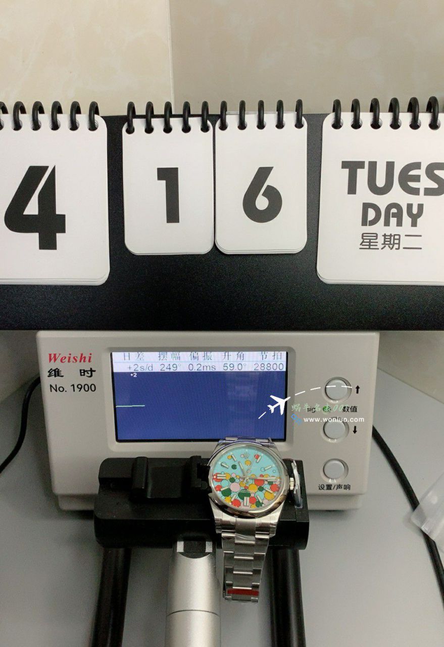 VS Rolex  oyster perpetual 动41毫米m124300-0008 Perfect  Replica Copy 气球泡泡 Watches  / R858