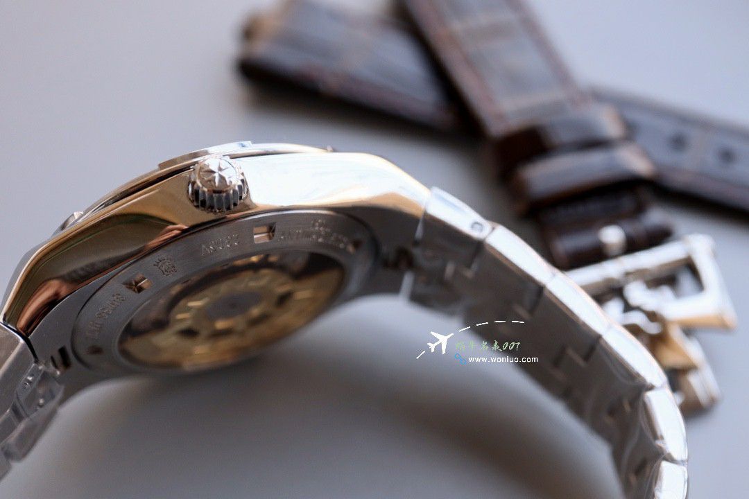 CCVacheron Constantin   Overseas 女表 top  Replica Copy 2305V/100R-B077，2305V/100A-B171，2305V/100A-B170 wrist watches  / JS266