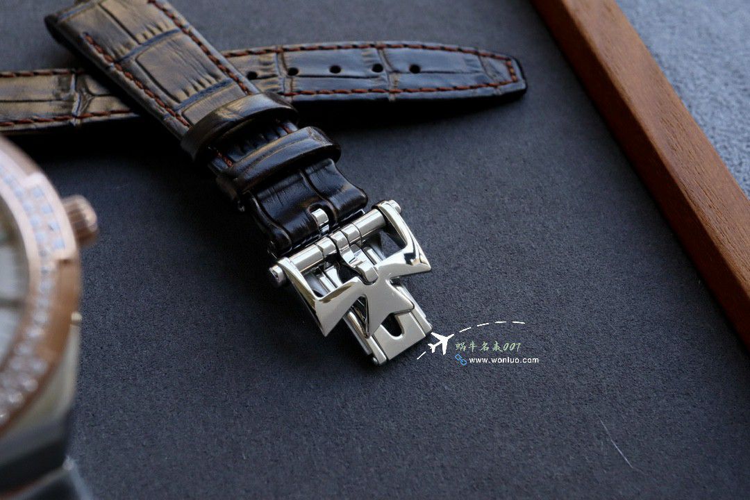 CCVacheron Constantin   Overseas 女表 top  Replica Copy 2305V/100R-B077，2305V/100A-B171，2305V/100A-B170 wrist watches  / JS266