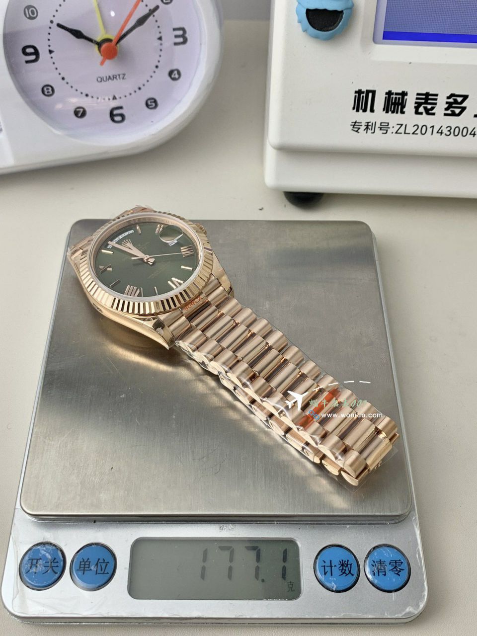 GM Rolex  Day-Date 型系列m228239-0055 wrist watches V3 Adding weight DD陨石盘 top  Replica Watches  / R963