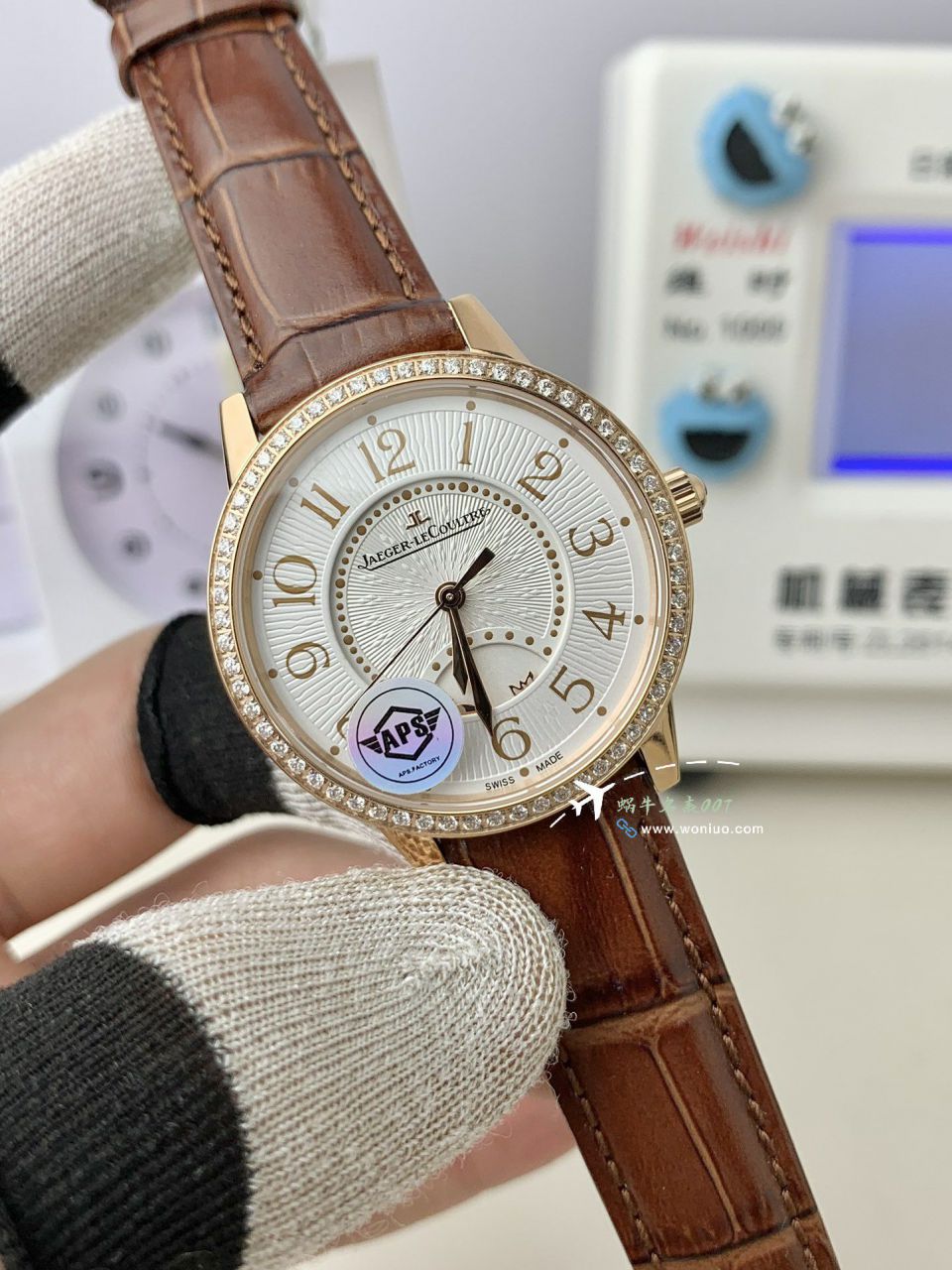 APS Jaeger-LeCoultre 约会 copy customized  Movement 女表3448110 Perfect  Replica Copy  wrist watches  / JJ196