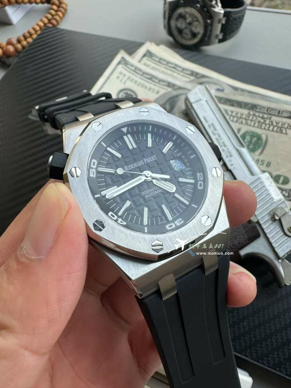  Video analysis Audemars Piguet  Royal Oak Offshore APS Factory 一体机 High quality   Replica Watches 15710ST.OO.A002CA.01 wrist watches  / AP280