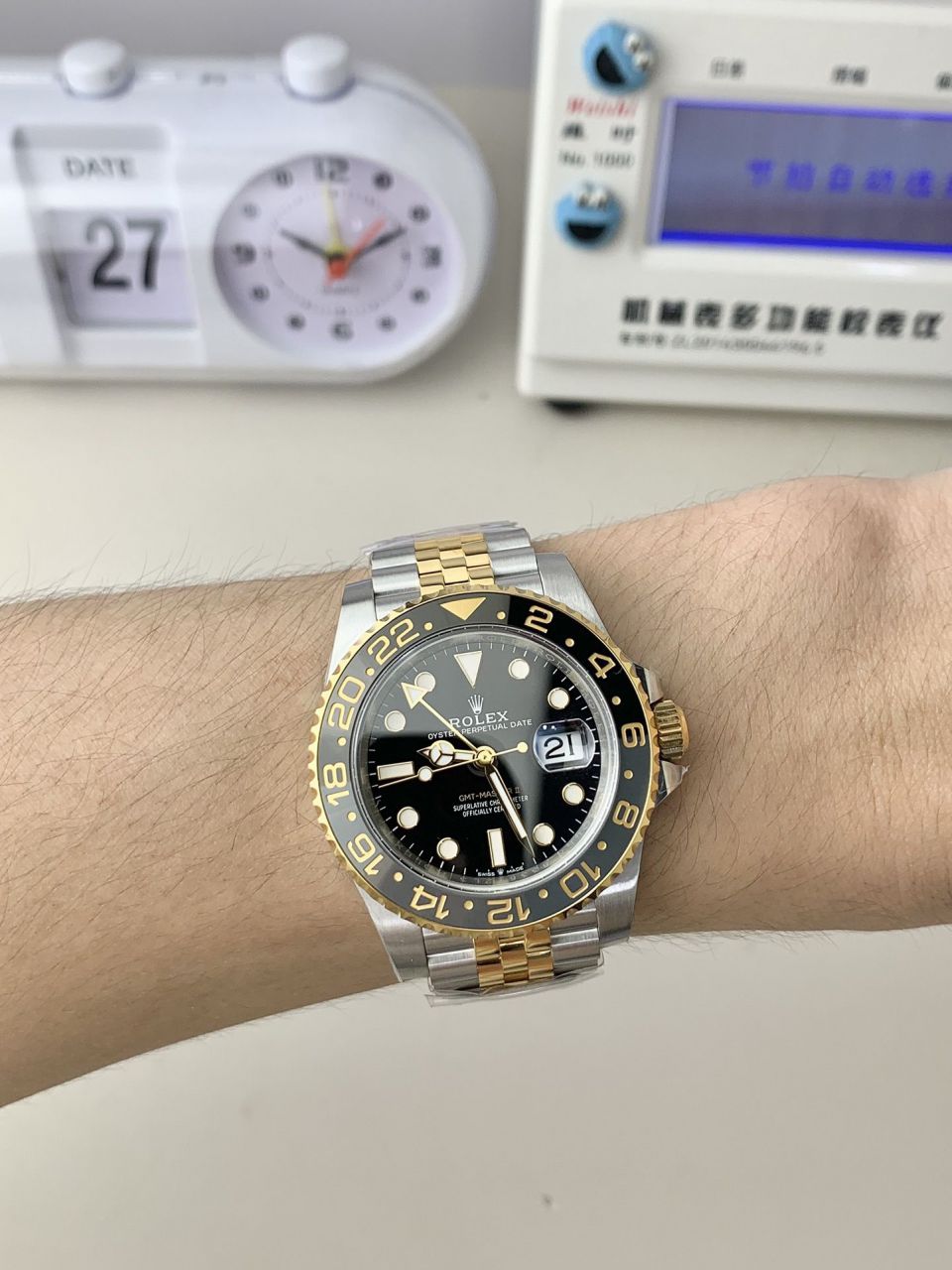  Video analysis clean Rolex  GMT MASTER II Perfect  Replica  Replica 新款皮蛋圈m126710grnr-0003 wrist watches  / R866