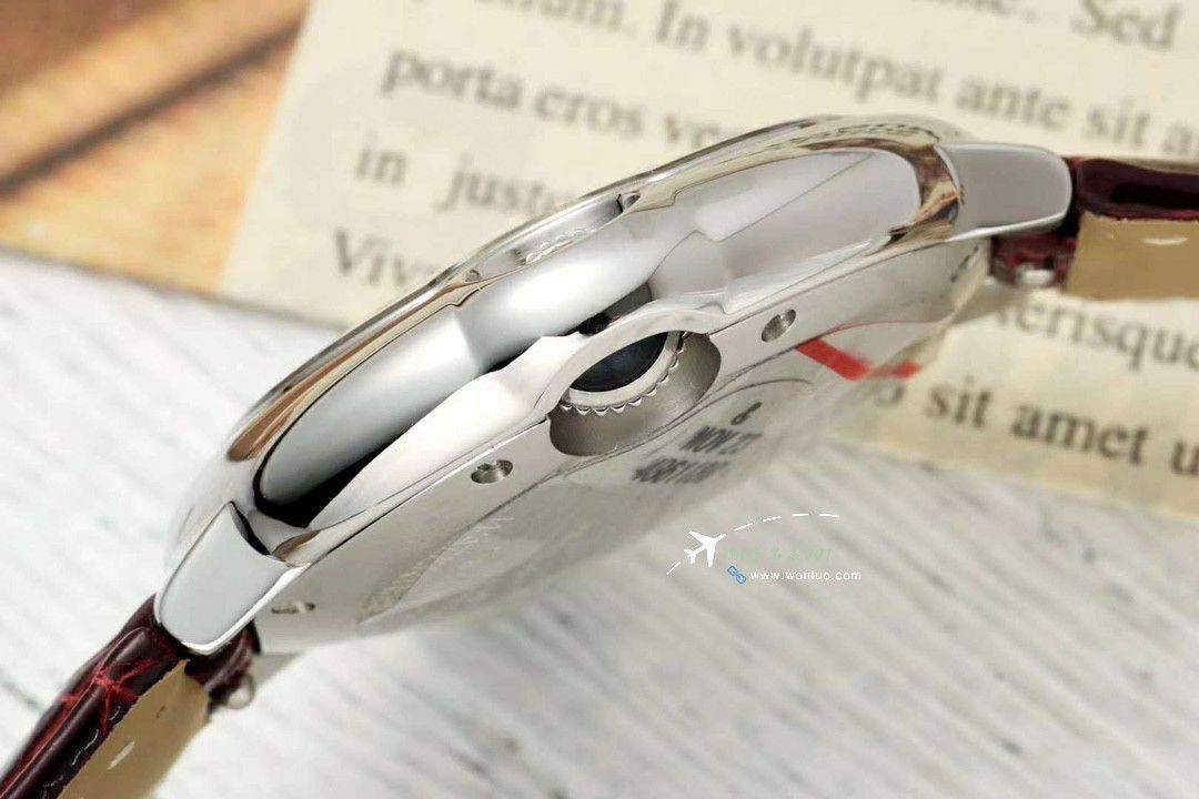 AF蜕变归来 Cartier  33mm蓝气球系列 wrist watches  / K351