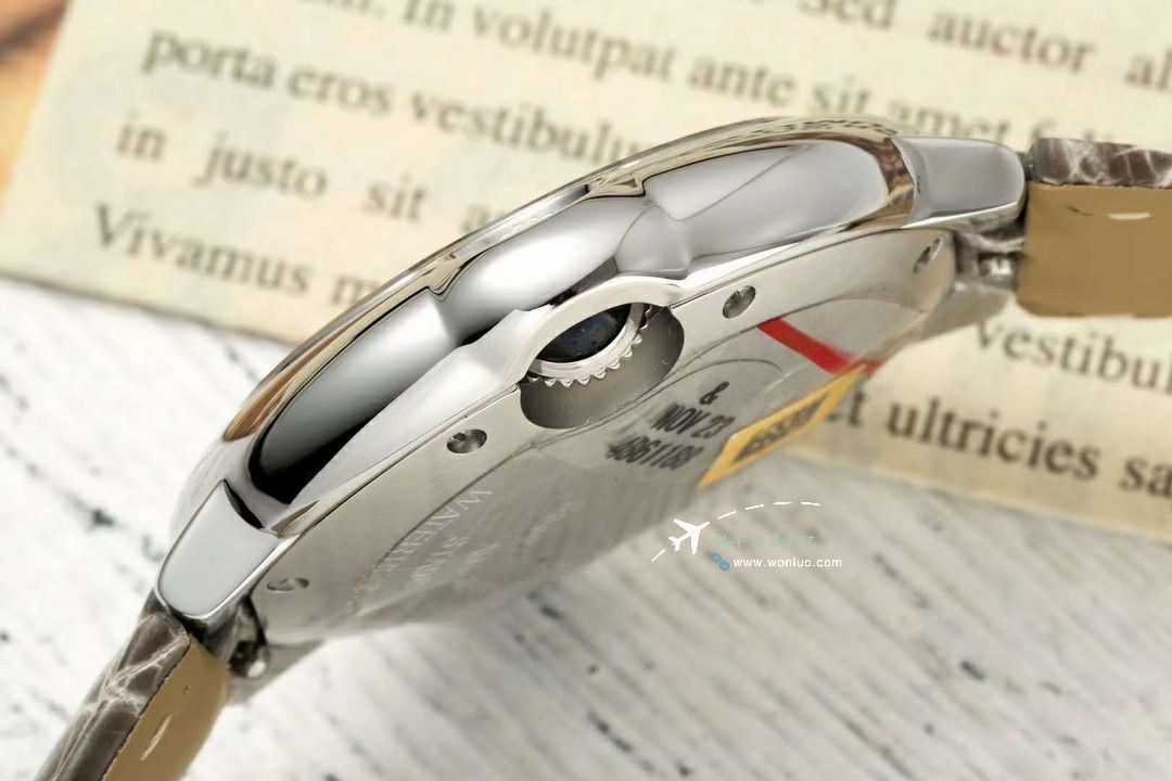 AF蜕变归来 Cartier  33mm蓝气球系列 wrist watches  / K351