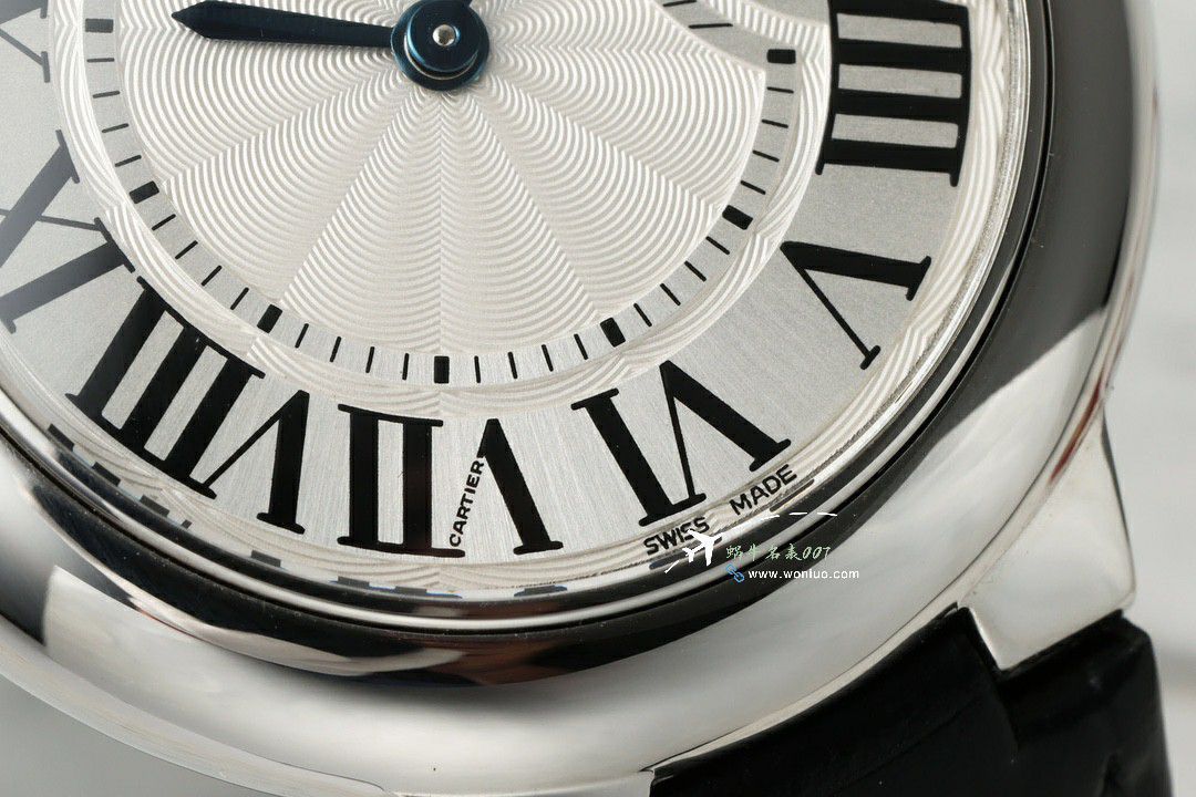 AF Cartier  蓝气球33毫米石英女 Watches  Perfect  Replica Copy W6920084，WSBB0034，W6920086 wrist watches  / K366