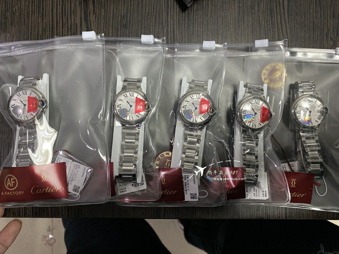 AF Cartier  蓝气球33毫米石英女 Watches  Perfect  Replica Copy W6920084，WSBB0034，W6920086 wrist watches  / K366