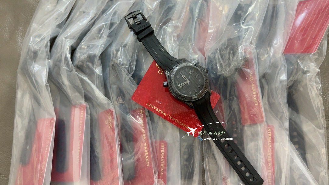 VS Factory OMEGA Seamaster 300米黑武士 top  Replica Copy  Watches 210.92.44.20.01.003 wrist watches  / VS806