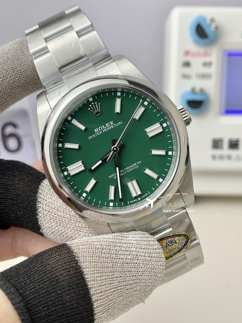 clean Factory  Rolex  oyster perpetual 动41毫米 Replica Copy  Watches 系列m124300-0005 wrist watches  / R881