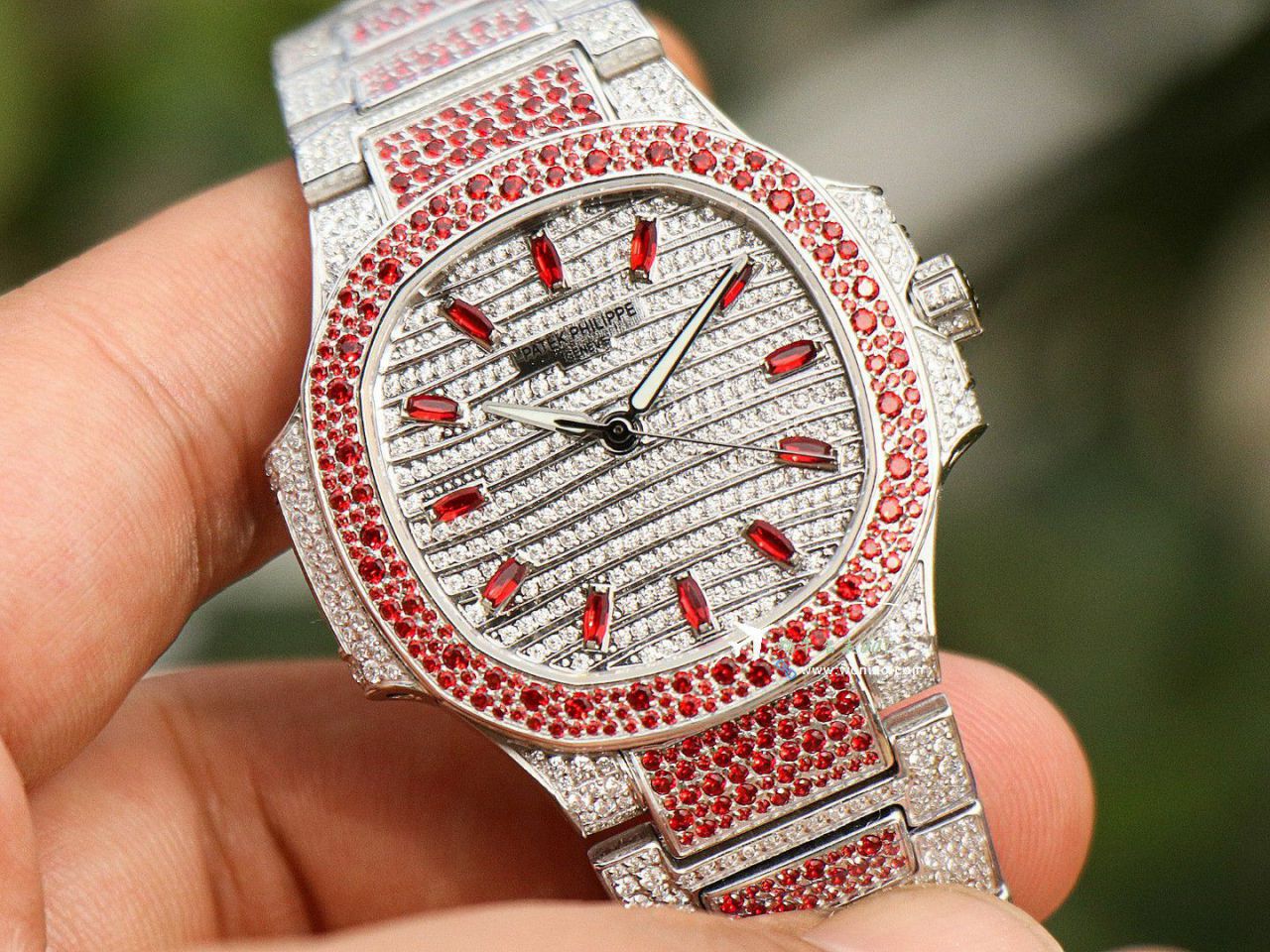 GR PATEK PHILIPPE 运动优雅 top  Replica Copy  Watches 7118/1451G-001女 wrist watches  / BD501