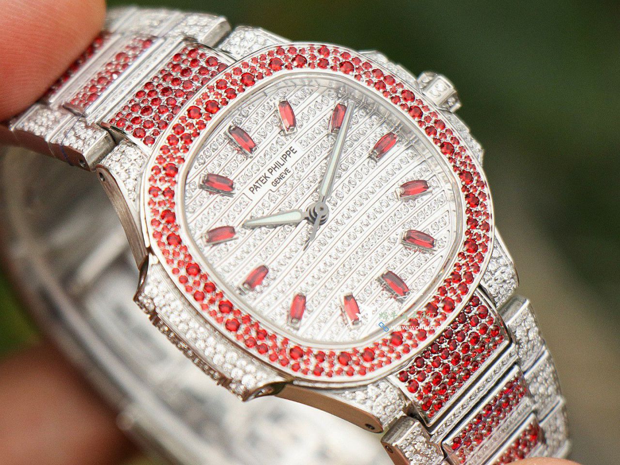 GR PATEK PHILIPPE 运动优雅 top  Replica Copy  Watches 7118/1451G-001女 wrist watches  / BD501