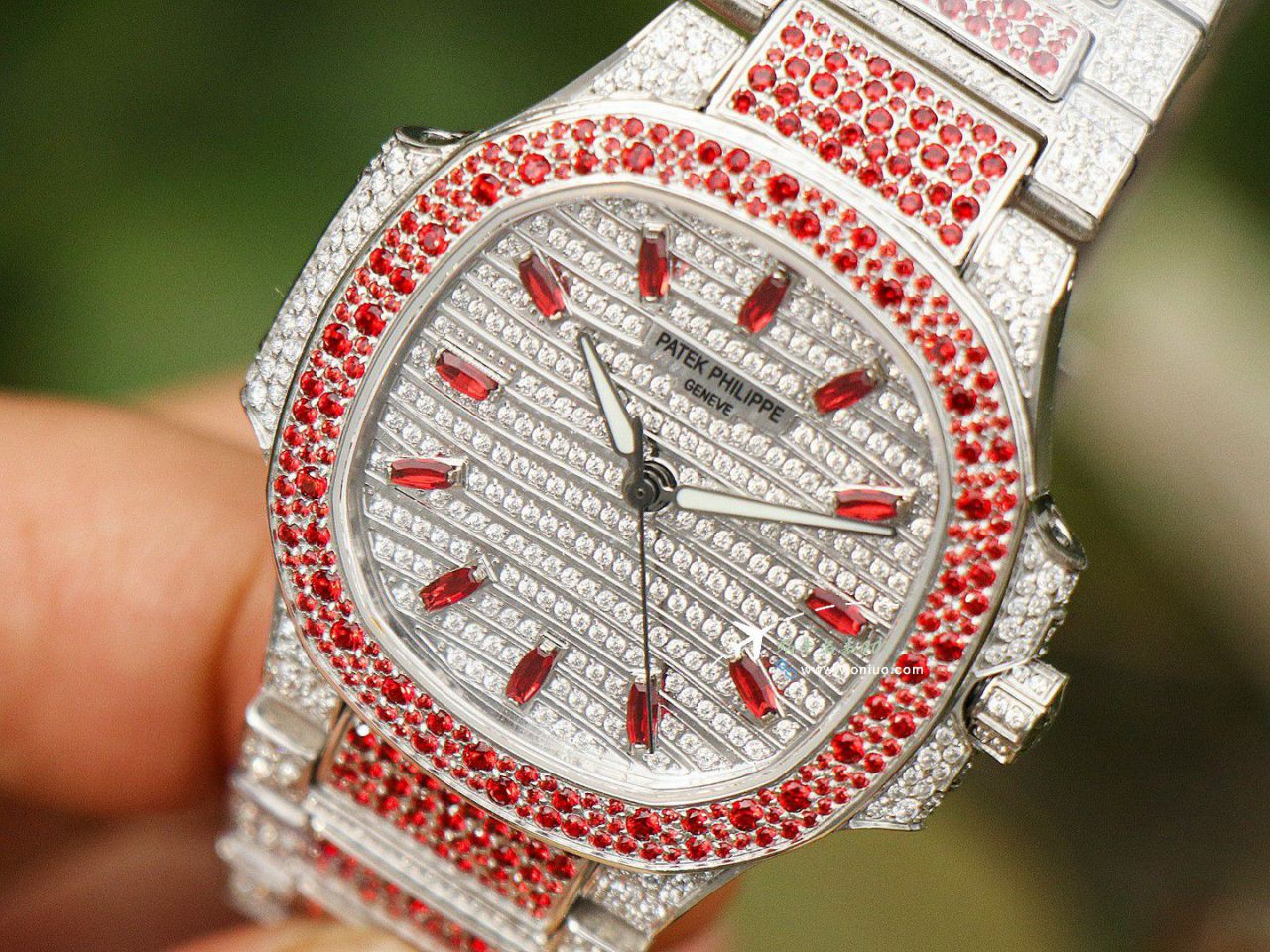 GR PATEK PHILIPPE 运动优雅 top  Replica Copy  Watches 7118/1451G-001女 wrist watches  / BD501