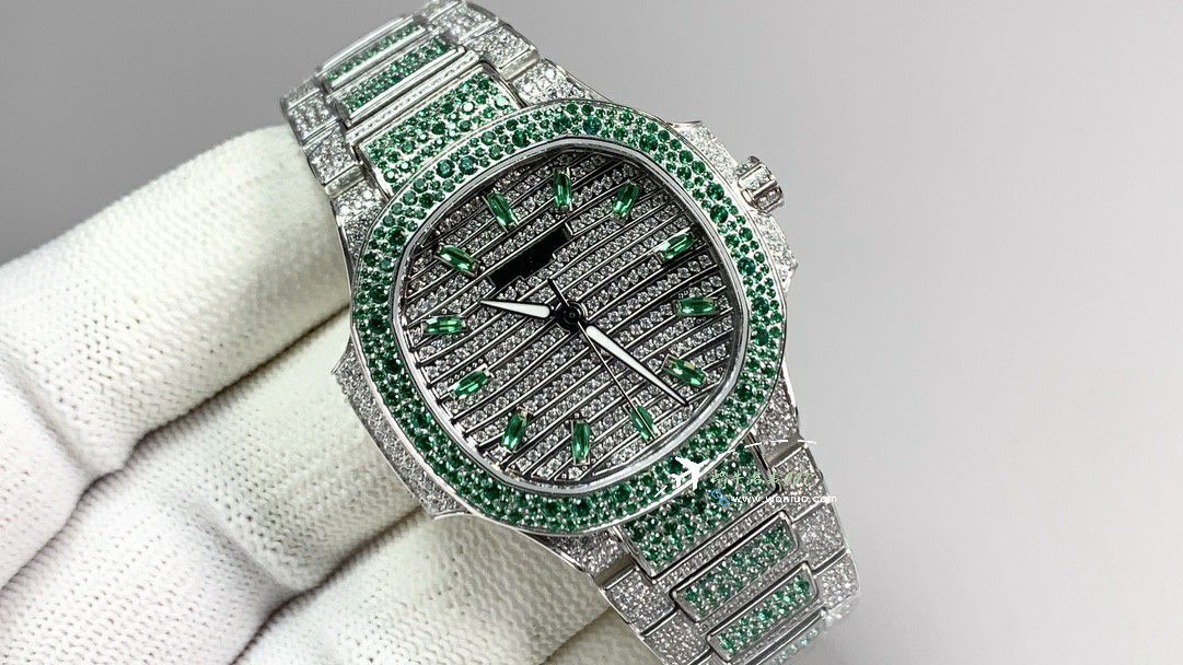 GR PATEK PHILIPPE 运动优雅 top  Replica Copy  Watches 7118/1451G-001女 wrist watches  / BD501