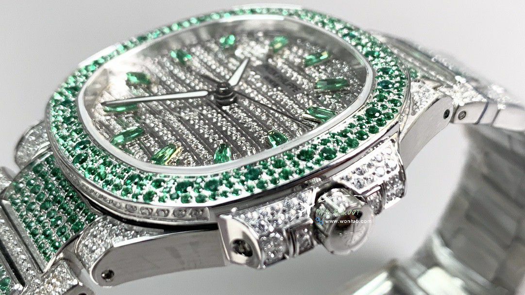 GR PATEK PHILIPPE 运动优雅 top  Replica Copy  Watches 7118/1451G-001女 wrist watches  / BD501