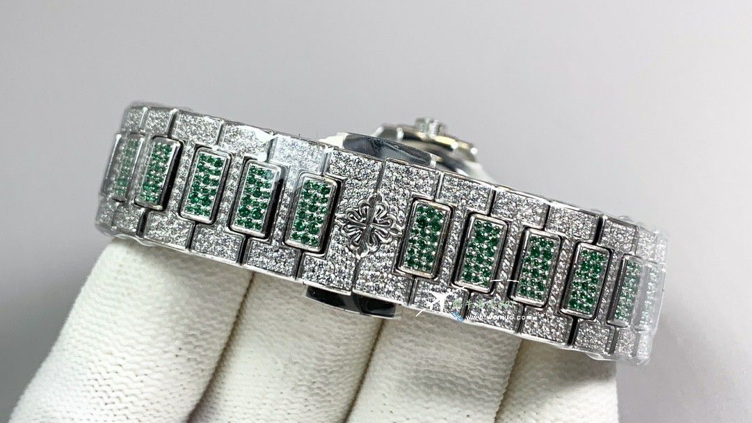 GR PATEK PHILIPPE 运动优雅 top  Replica Copy  Watches 7118/1451G-001女 wrist watches  / BD501