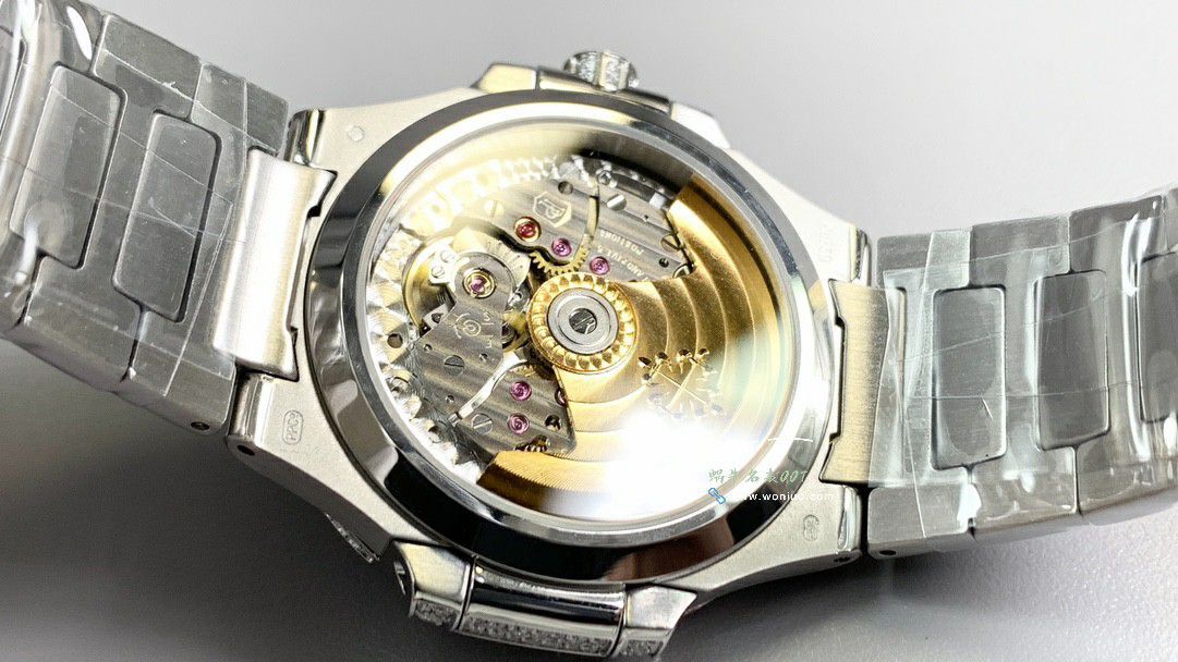 GR PATEK PHILIPPE 运动优雅 top  Replica Copy  Watches 7118/1451G-001女 wrist watches  / BD501