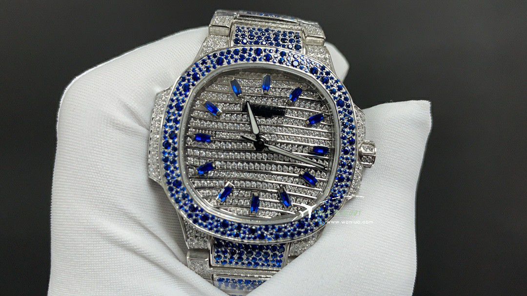 GR PATEK PHILIPPE 运动优雅 top  Replica Copy  Watches 7118/1451G-001女 wrist watches  / BD501