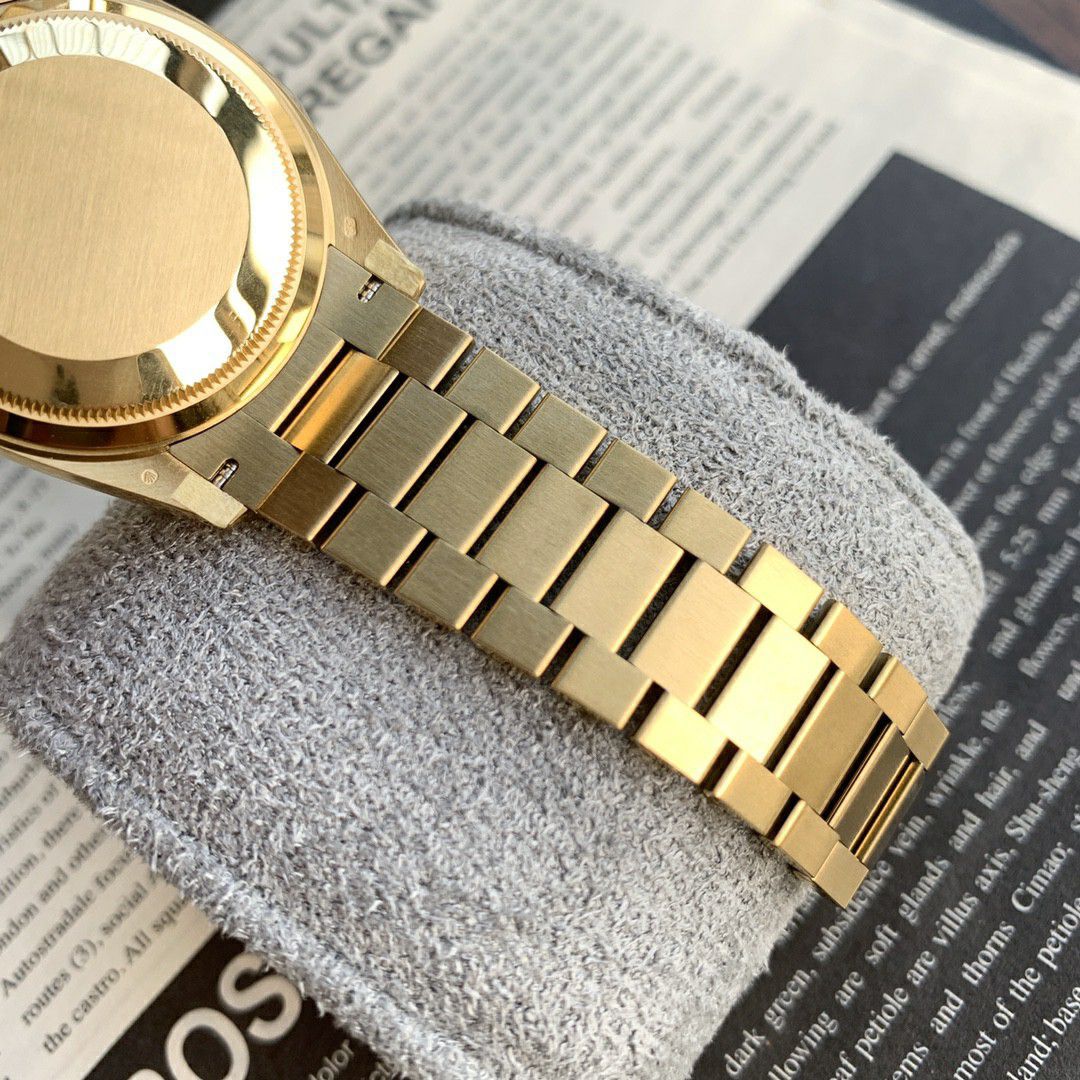  Rolex  Day-Date 型蓝松石 Perfect  Replica Copy  Watches m128238-0071 wrist watches  / R889