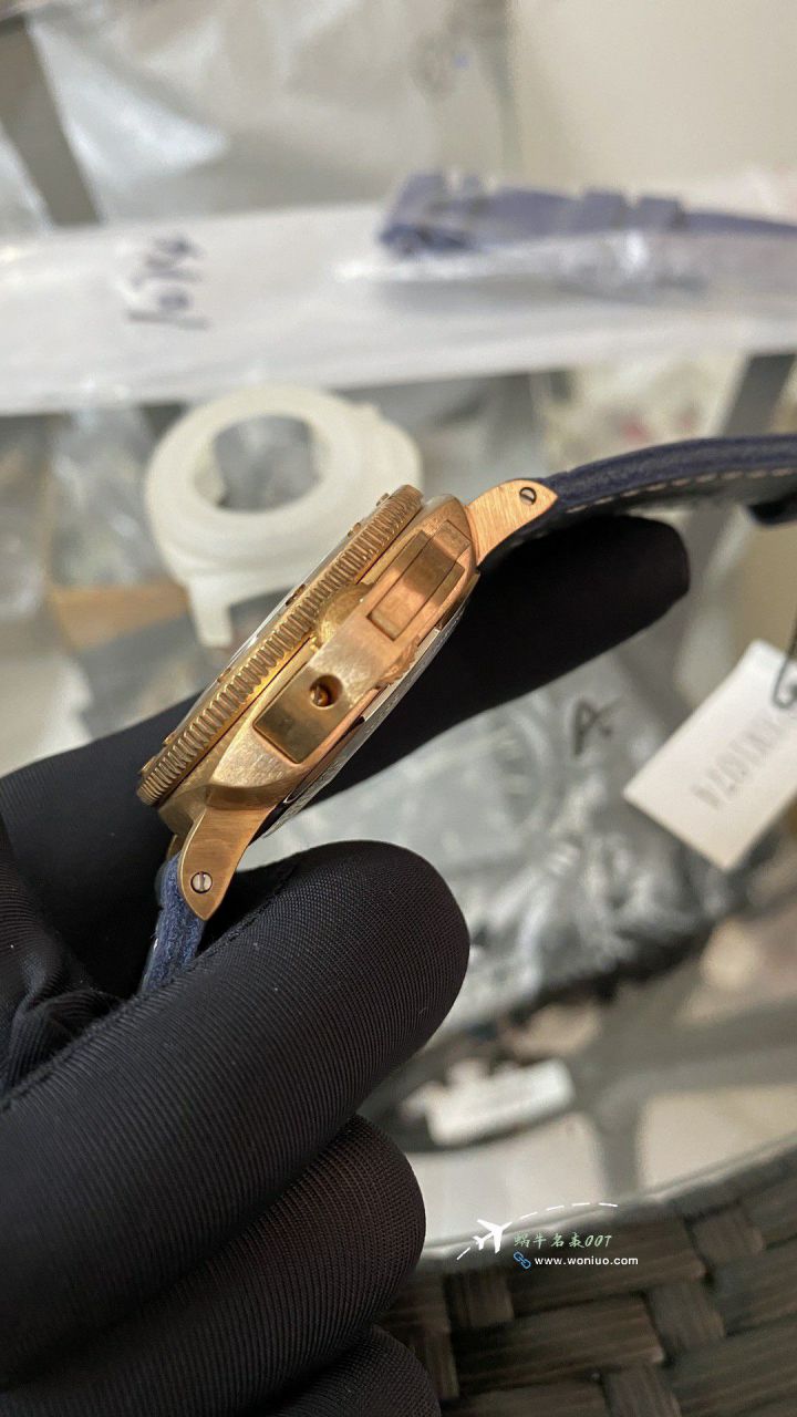 VSPanerai 潜行系列小青铜PAM01074，PAM1074Panerai  Replica Watches 多少钱 / VSPAM01074