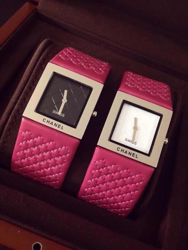  Chanel  PREMIERE系列 最新款  watchcase 镶钻 瑞士石英 女士 Watches 