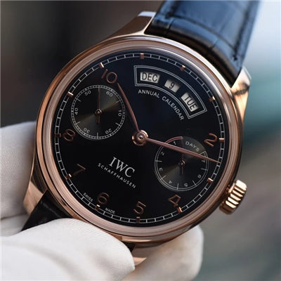【YL Perfect  High quality  Replica Watches 】 IWC 葡萄牙年历 wrist watches  IWC 年历玫瑰金黑面款