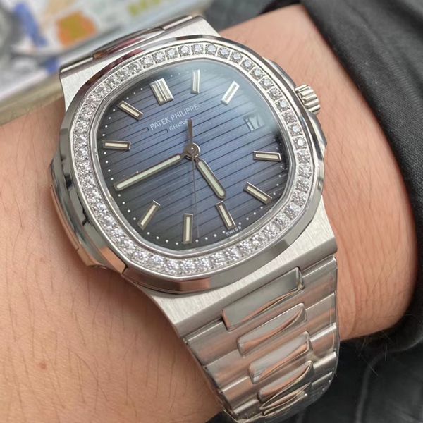  TOP  copy customized PPF Factory V4视频 copy customized 莫桑石、真钻 PATEK PHILIPPE  Nautilus  top  Replica Copy 5711/1A-010奢华与斯文并存