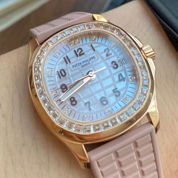 PPF Factory 最美豆沙色 Replica Watches  PATEK PHILIPPE AQUANAUT女表5072R-001 wrist watches 